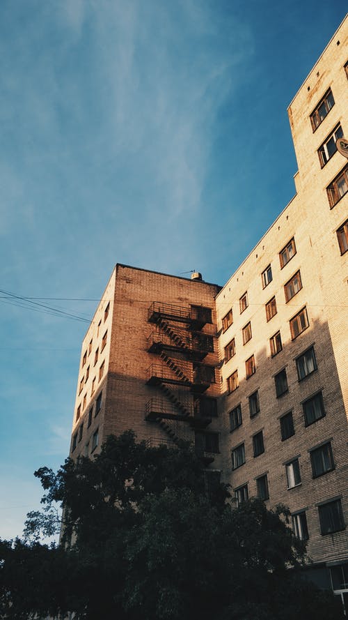 有关从下面, 低角度, 住宅的免费素材图片