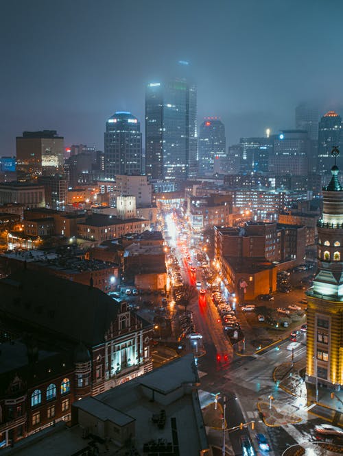 夜间城市景观的航拍 · 免费素材图片