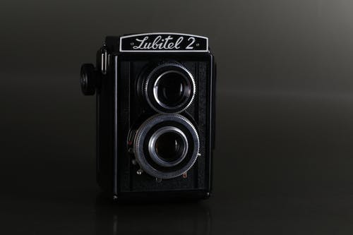 黑色lubitel 2相机 · 免费素材图片