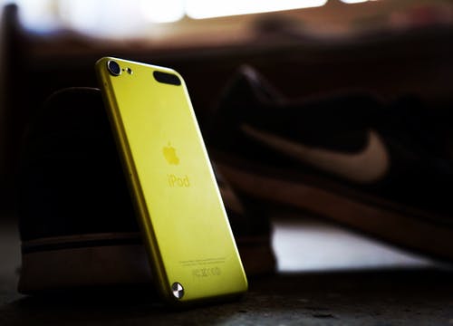 黄色ipod Touch · 免费素材图片
