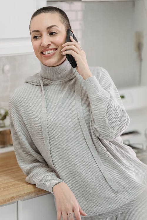 有关3C用品, 享受, 光的免费素材图片