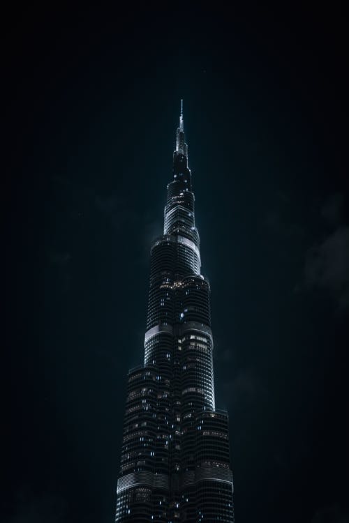 夜间照明建筑 · 免费素材图片