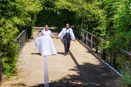 有关一对, 一起, 丈夫的免费素材图片