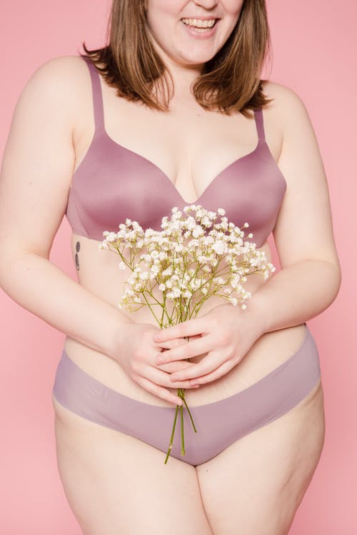 有关不露面, 丰满, 乐天派的免费素材图片