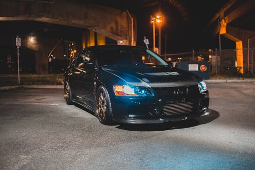 有关停车场, 光, 兜帽的免费素材图片