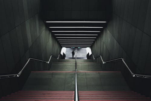 楼梯 · 免费素材图片