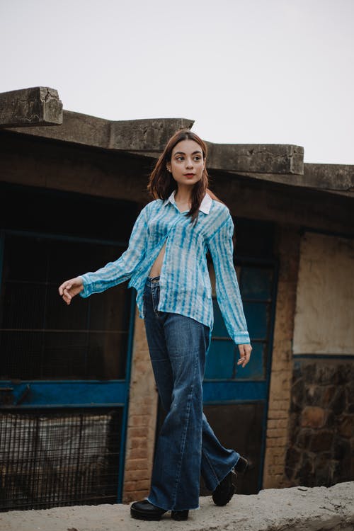 有关人, 咖啡色头发的女人, 垂直拍摄的免费素材图片