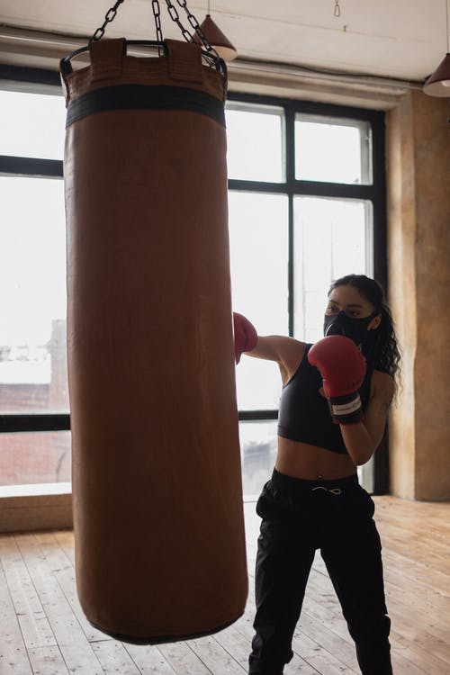 有关covid-19, 保护, 健身房的免费素材图片