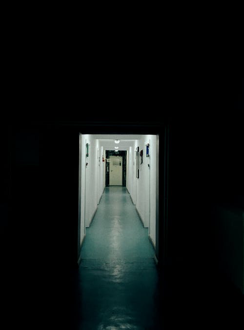 走廊灯 · 免费素材图片