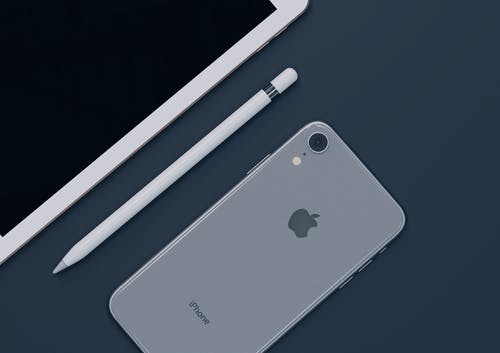 白色iphone Xr · 免费素材图片