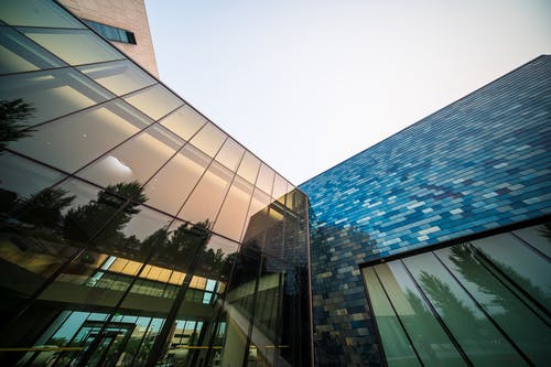 有关不动产, 中央, 低角度的免费素材图片