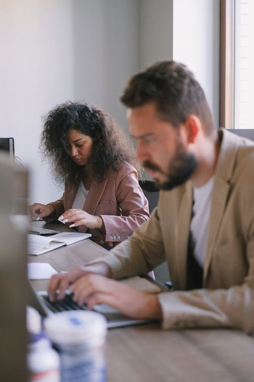 有关3C用品, 上网, 事业的免费素材图片