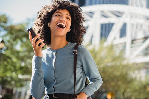 有关大笑, 微笑, 快乐的免费素材图片