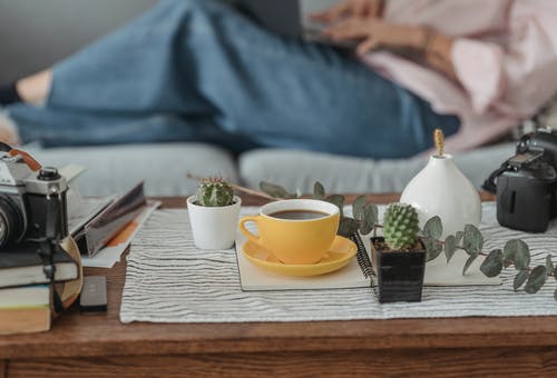 有关3C用品, 上网, 不露面的免费素材图片