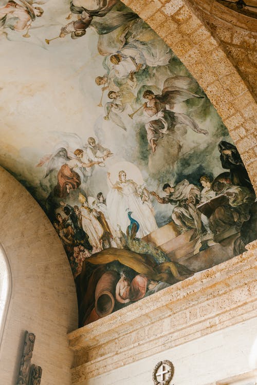 耶稣会神庙的经典拱形的天花板 · 免费素材图片