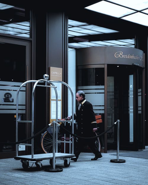 有关人, 制服, 垂直拍摄的免费素材图片