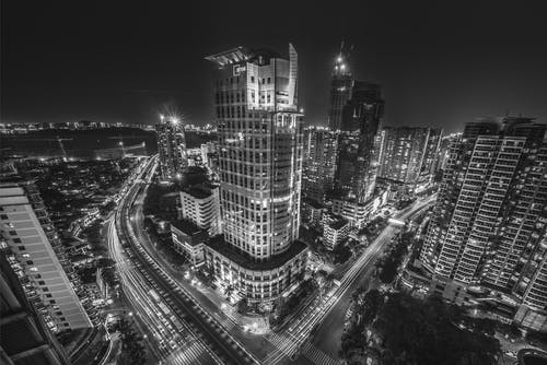 夜间城市建筑 · 免费素材图片