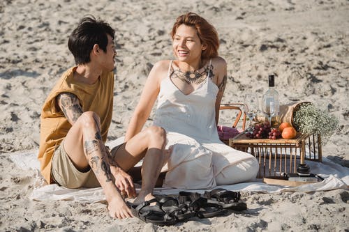 有关一对, 一起, 女人的免费素材图片