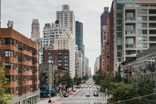 纽约市区与现代摩天大楼 · 免费素材图片