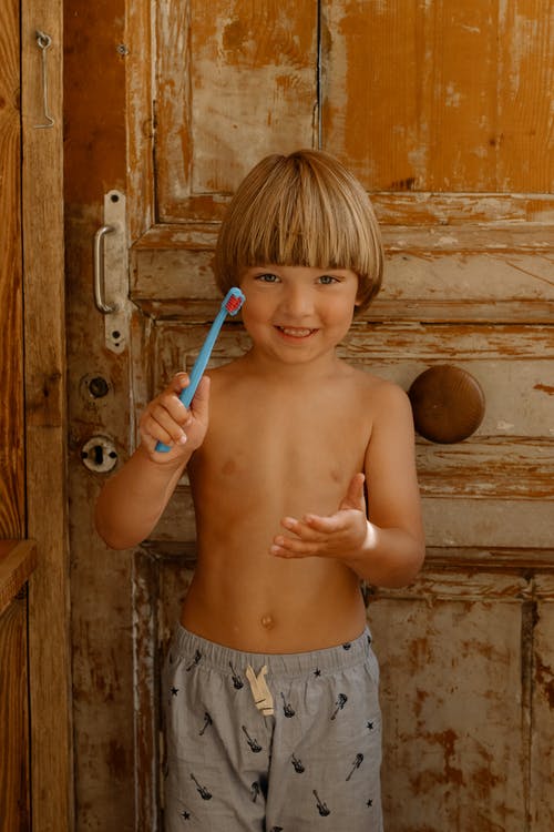 有关儿童, 刷牙, 北欧人的免费素材图片