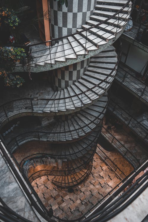 螺旋楼梯 · 免费素材图片