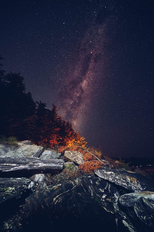 夜间的银河照片 · 免费素材图片