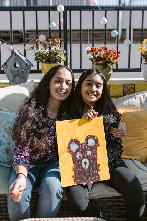 有关一起, 坐, 垂直拍摄的免费素材图片