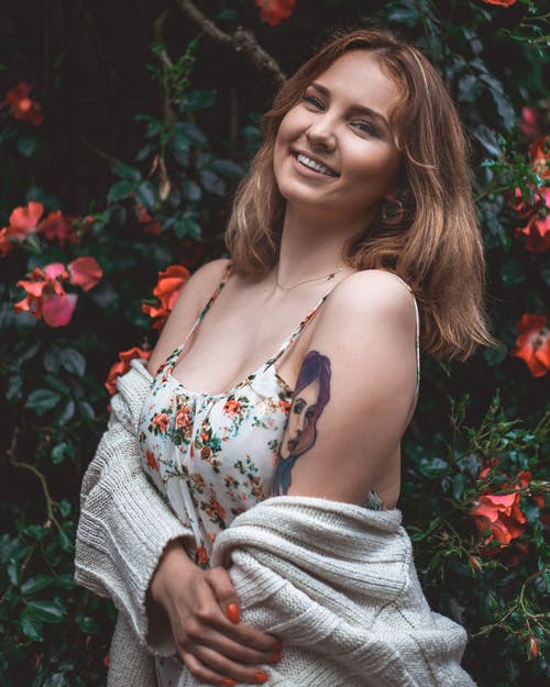 有关垂直拍摄, 女人, 女性的免费素材图片