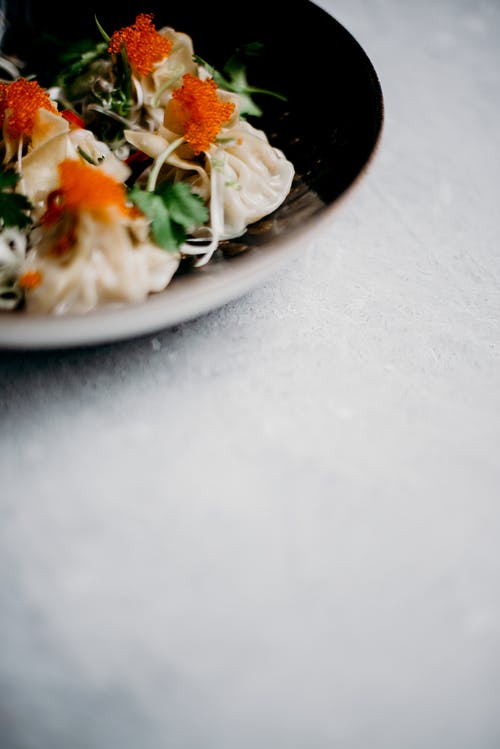 饺子在碗上的照片 · 免费素材图片