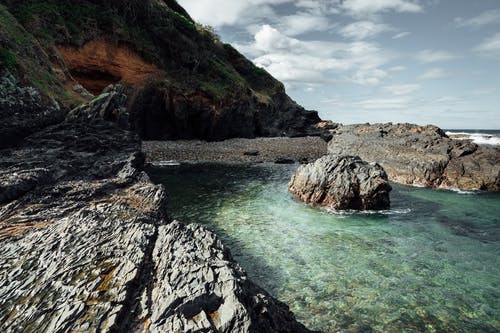 有关岩层, 水, 海岸的免费素材图片