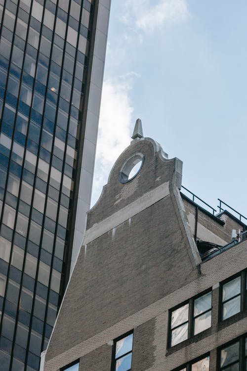 有关不动产, 中央, 从下面的免费素材图片