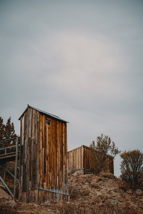 棕色木房子 · 免费素材图片