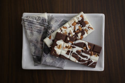 有关坚果, 报纸, 封面的免费素材图片