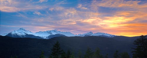 雪帽山全景 · 免费素材图片