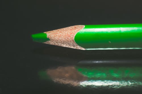 绿色铅笔 · 免费素材图片
