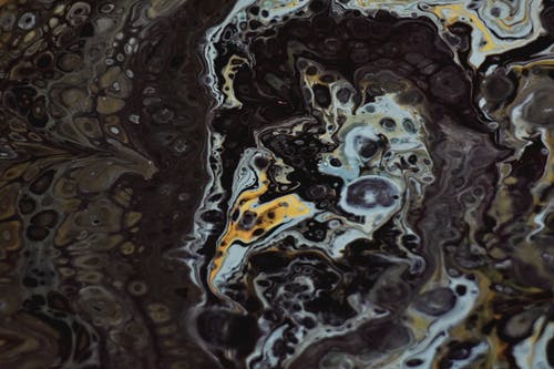 白色和黑色抽象绘画 · 免费素材图片