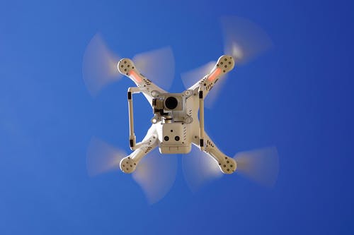 无人机的低角度摄影 · 免费素材图片