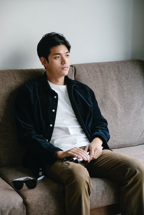 有关人, 休闲装, 严肃的免费素材图片