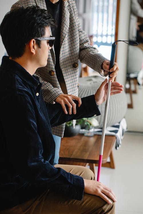 有关主导, 人, 伸出援手的免费素材图片