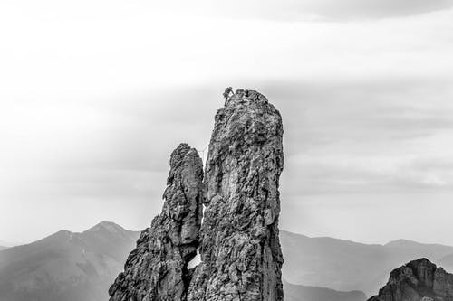 悬崖对天空的风景 · 免费素材图片