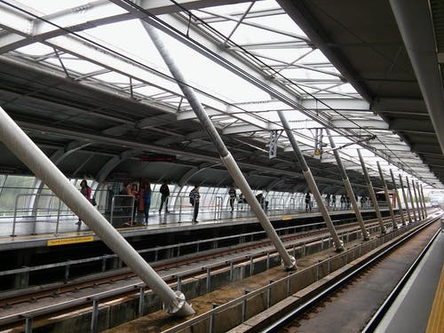 火车站高视角的高角度视图 · 免费素材图片