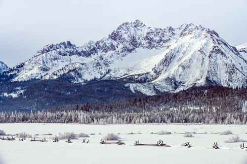 雪山风景照 · 免费素材图片