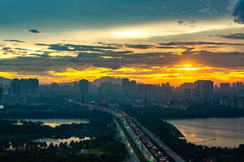 夜间城市天际线 · 免费素材图片