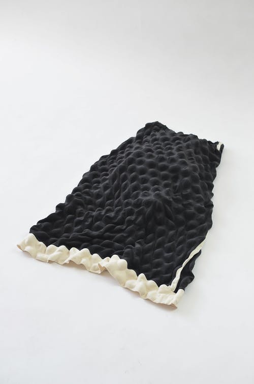 黑白圆点纺织 · 免费素材图片