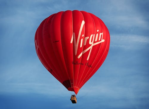 红色维珍热气球 · 免费素材图片