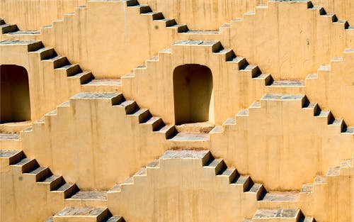 棕色混凝土门 · 免费素材图片