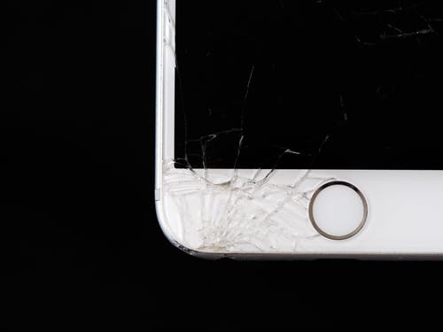 Iphone钢化玻璃的特写照片 · 免费素材图片
