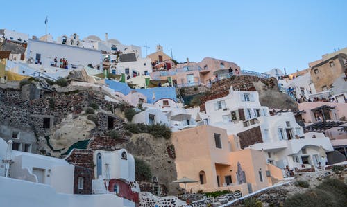 彩色混凝土房屋 · 免费素材图片