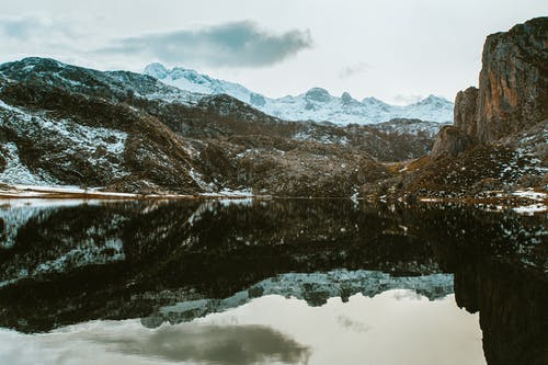 白天湖的风景照片 · 免费素材图片