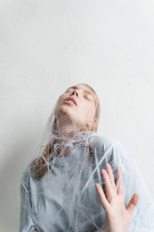 有关受困, 问题, 垂直拍摄的免费素材图片